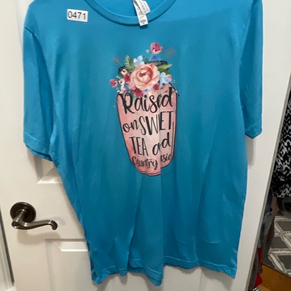 Bella Canvas Tops - Bella canvas T-shirt blue graphic tee extra large